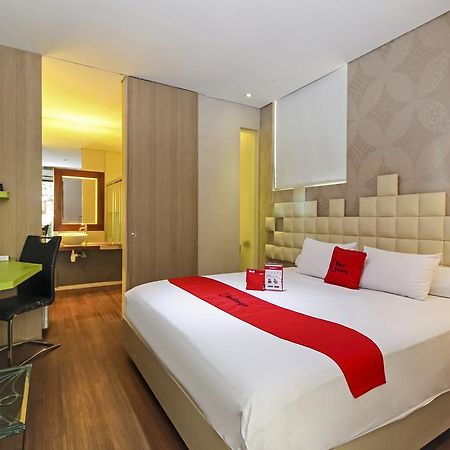 Reddoorz Plus Near Tugu Jogja Yogyakarta Exterior photo
